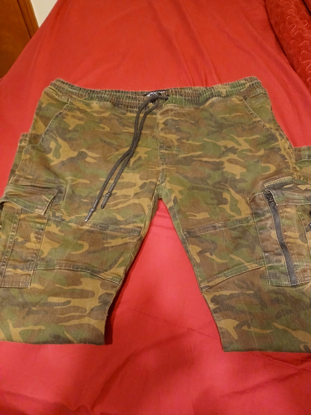 Men's Camouflage Cargo Jogger Shorts - Green